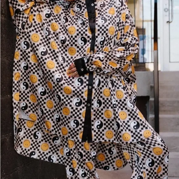 Dressed in LALA Black and White smiley and yingyang pj set - Picture 8 of 10